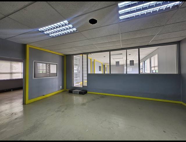 774M² OFFICE TO LET IN BRYANSTON